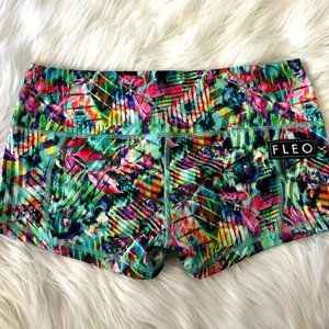 FLEO “Zoetic” Low Rise Contour Shorts M